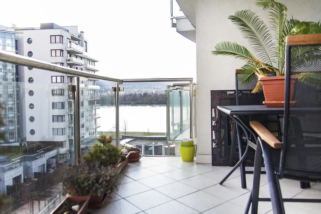 Marina Riverside - Korona Apartment 0*, Budapest