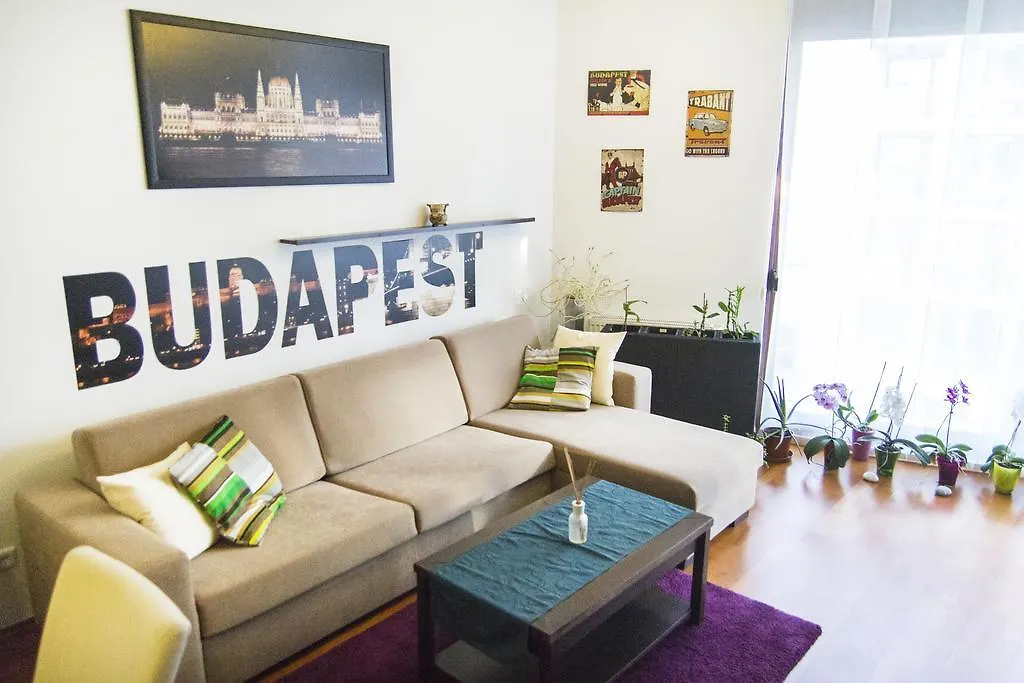 Marina Riverside - Korona Apartment 0*, Budapest Hungary